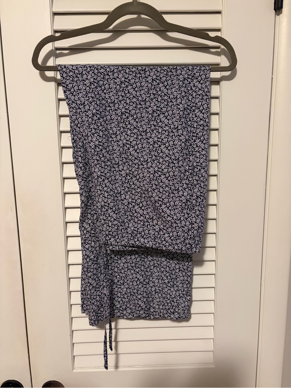 Navy Floral Drawstring Pant